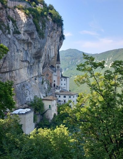 madonna-della-corona